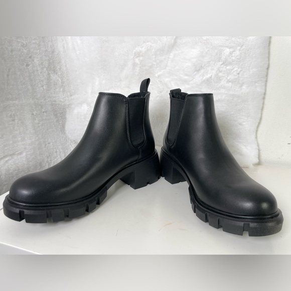 Steve Madden Howler Chelsea Lug Black Leather Boot Size 9 Chunky Y2K - Picture 7 of 8